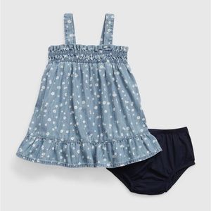 Baby Gap Jean sundress with white flowers - 12-18M